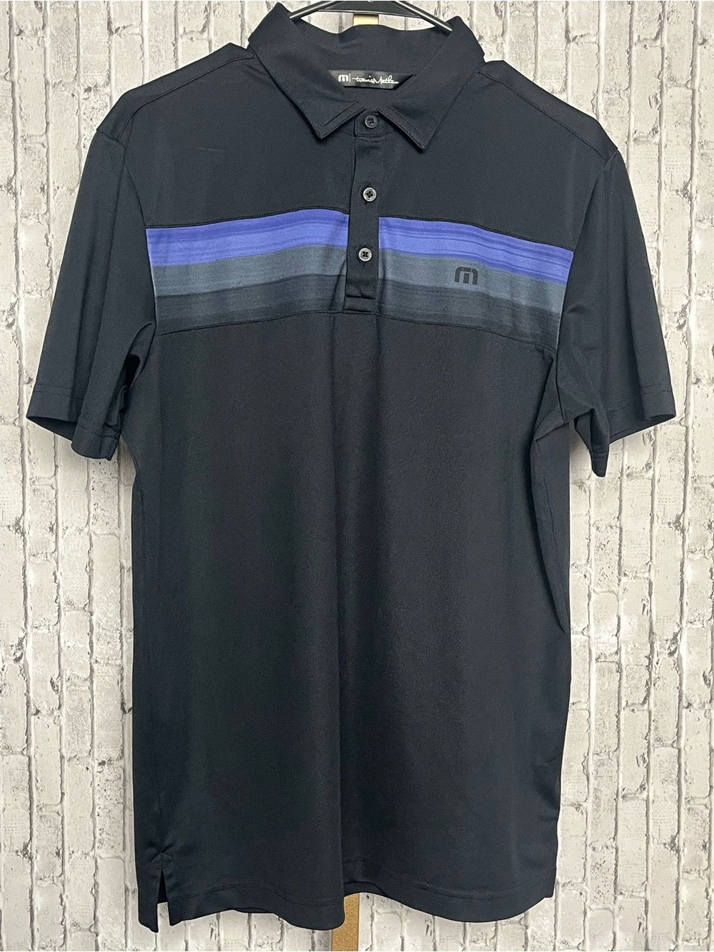 Travis Mathew Golf Polo Shirt Mens Size Medium Black Purple Striped Performance